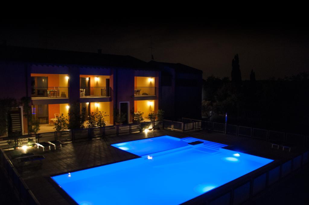 פונטי סול מינצ'יו Agriturismo Ai Tre Fienili מראה חיצוני תמונה
